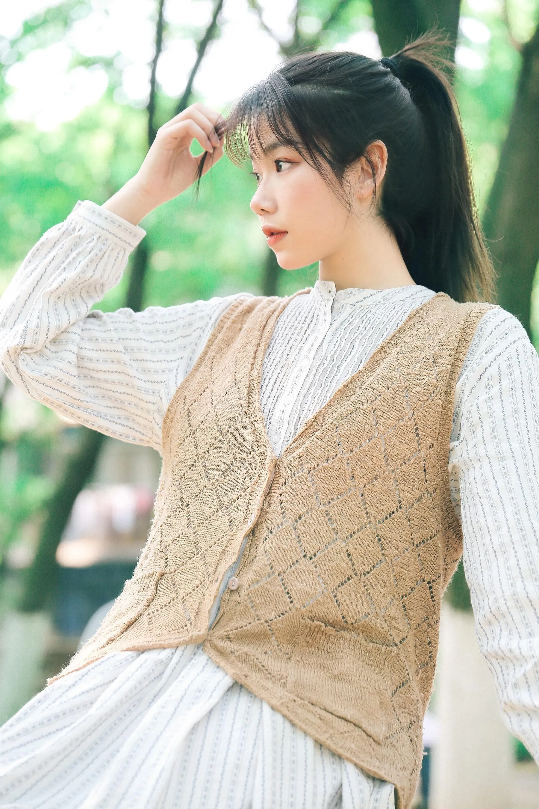 [艺图语] 2022.05.18 夏末微风 紫傲 [25P]插图